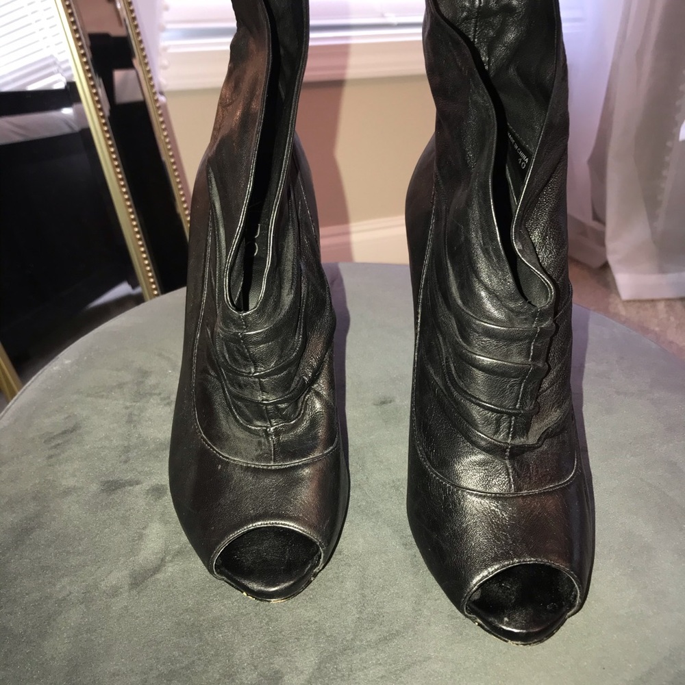 ALDO size 40 open toe black leather ankle boot - Picture 2 of 3